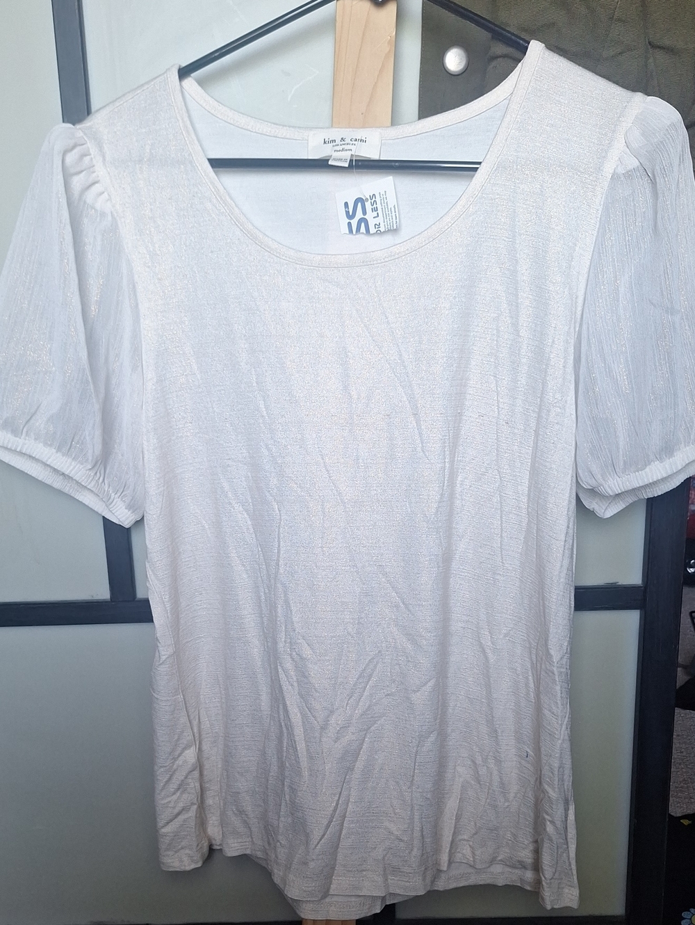 Kim & Cami Cream Puff Sleeve Short Sleeve Tee